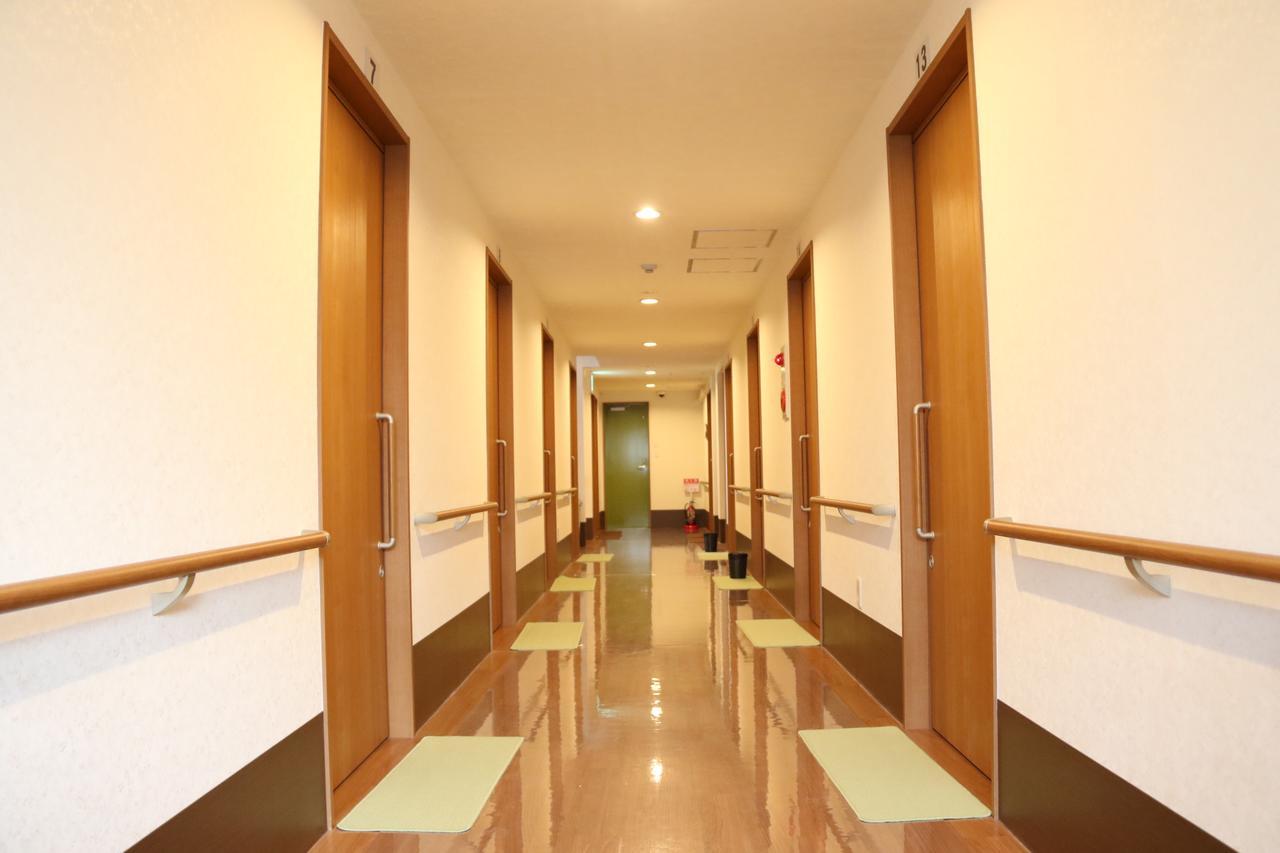 Tokiyo Hostel Toyonaka Bagian luar foto